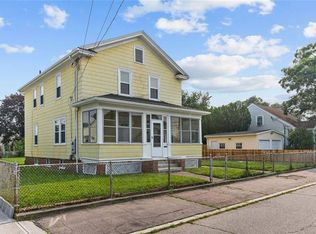 27 Bucklin St, Pawtucket, RI 02861
