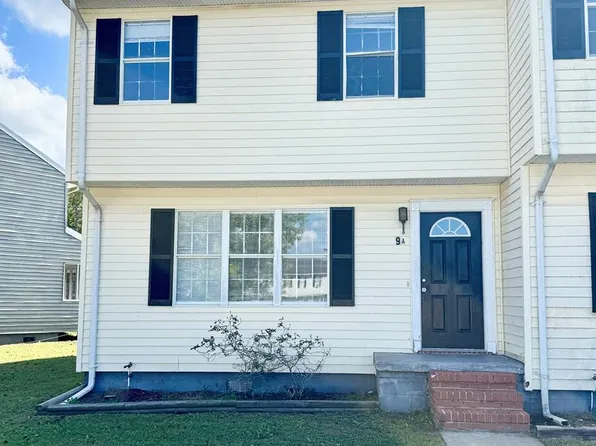 1100 Pineland Ave APT 9A, Hinesville, GA 31313