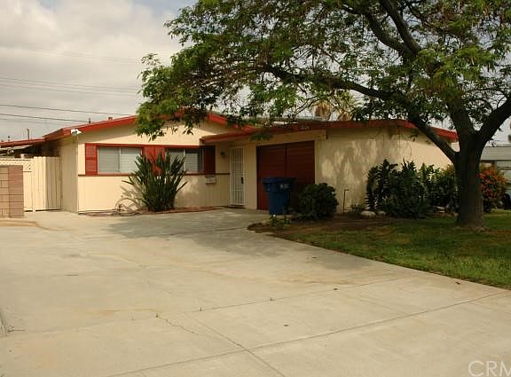 2nd image of 1715 Larchwood Ave