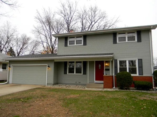 1751 N Lafayette Ave, Griffith, IN 46319