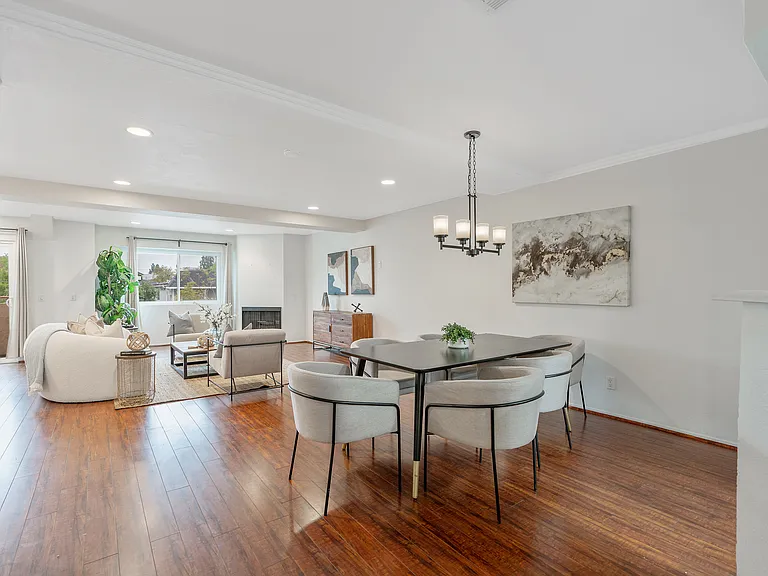 2310 N Fairview St #210 — Photo 35
