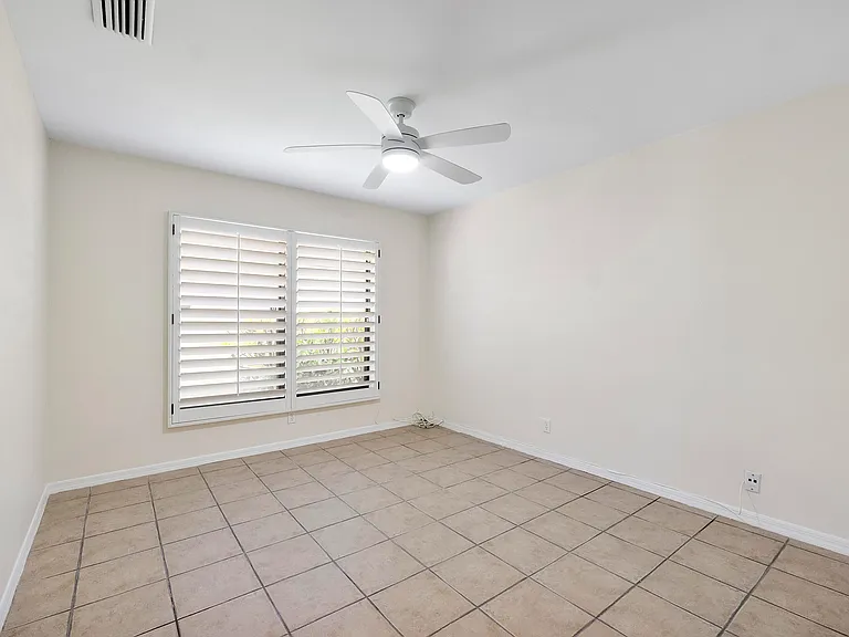 18324 181st Cir S — Photo 26