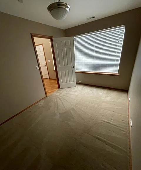 221 Lind Ave NW — Photo 5