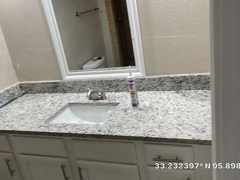 2816 Windy Dr — Photo 1