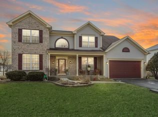 704 Conestoga Rd, Naperville, IL 60563