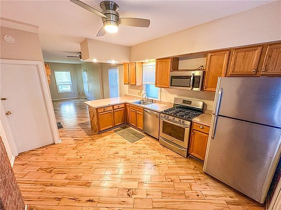 4th image of 107.5 Comfort St
