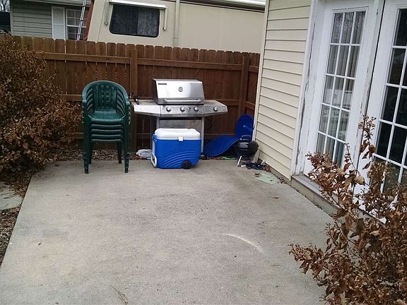 3rd image of 1709 N Milton St