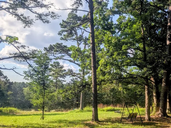 163 Potter House Rd #B, Eureka Springs, AR 72632