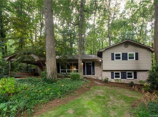 206 Beth Dr, Hendersonville, NC 28791