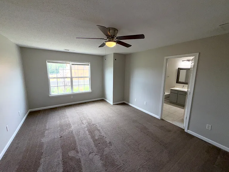 246 Azalea Cir — Photo 37