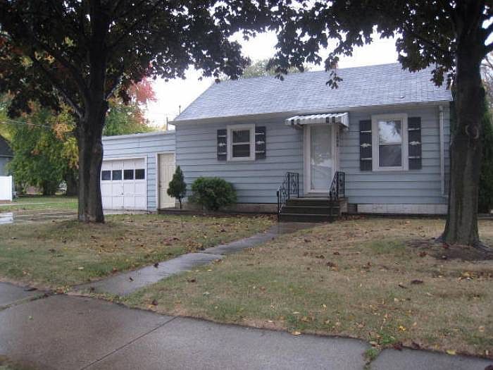 1608 St George Street