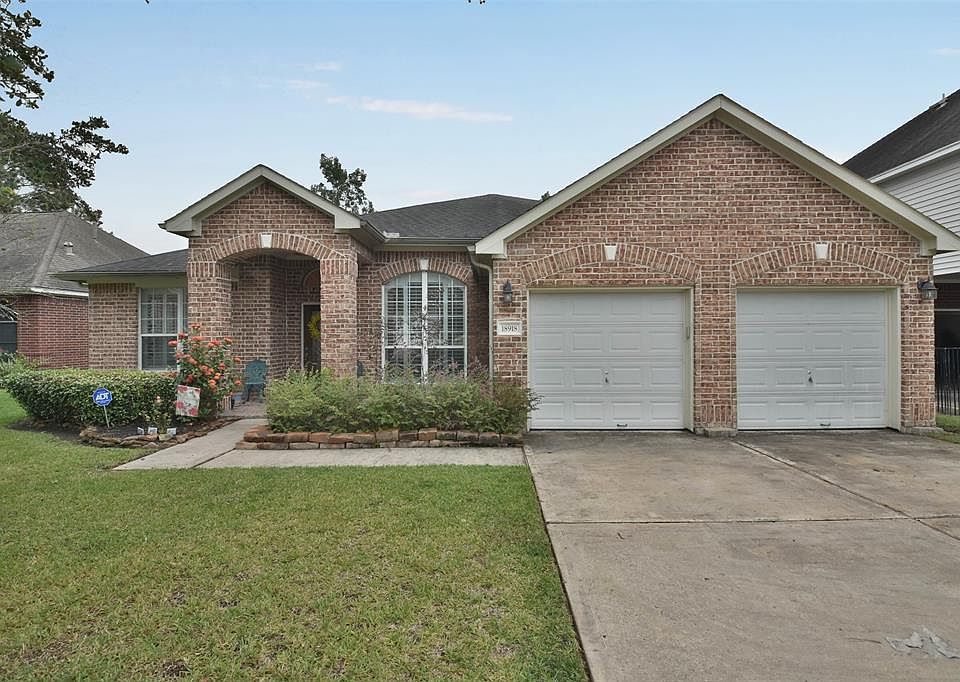 1st image of 18918 Owen Oak Dr