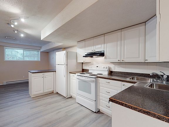 3rd image of 4305 152nd Ave NW