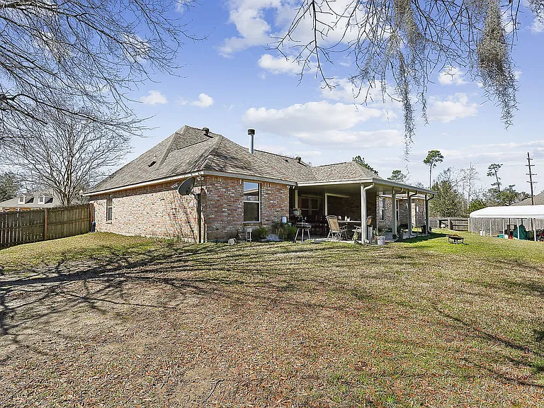 208 Annette Dr — Photo 11