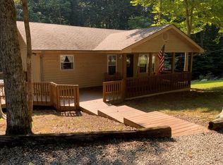 118 Seminole Ln, Byrdstown, TN 38549