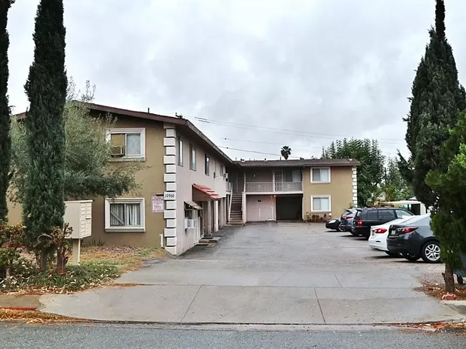 Campus St