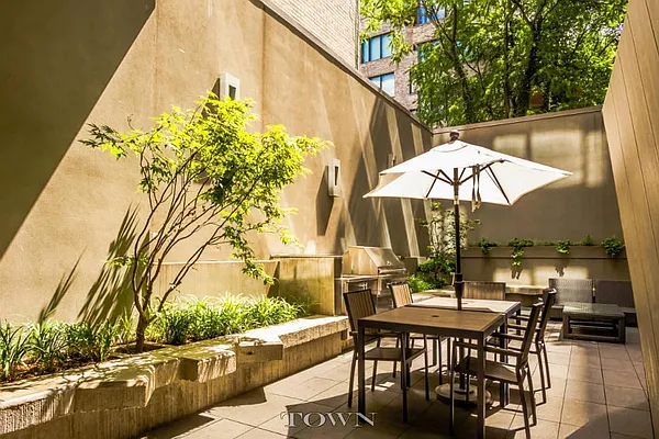 Sold by Town Residential | media 8