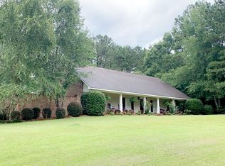 241 Armstrong Rd, Columbia, MS 39429