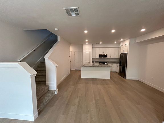 2nd image of 5984 S Jasper Ridge Cir