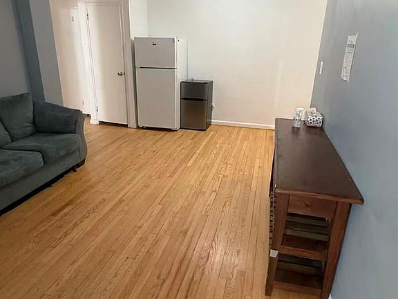 4th image of 2021 84th Street #L3