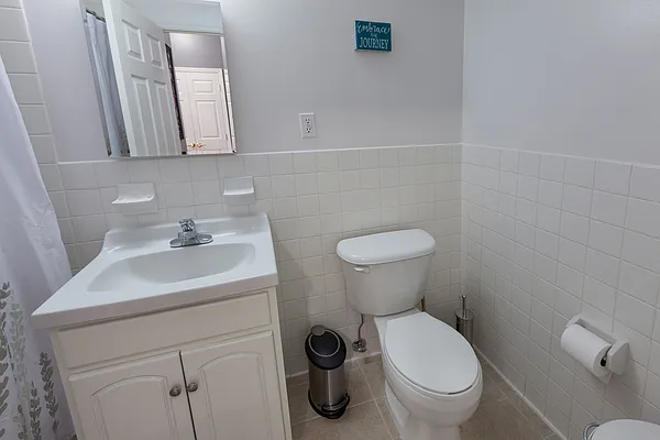 Rented by Landmark Manhattan Realty Corp | media 7