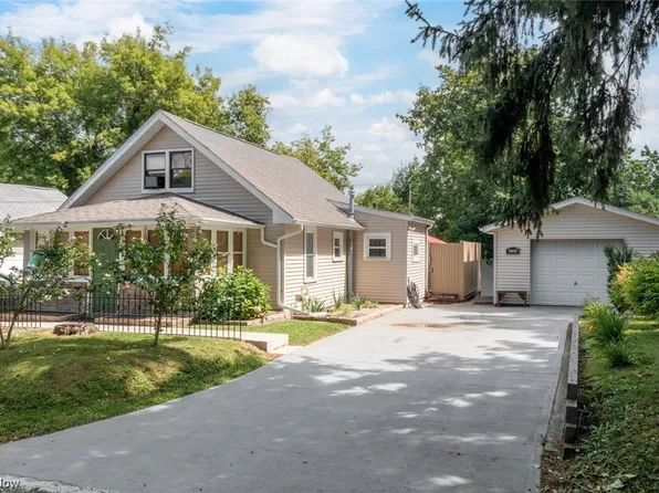 6544 Schoolview Dr, Kent, OH 44240