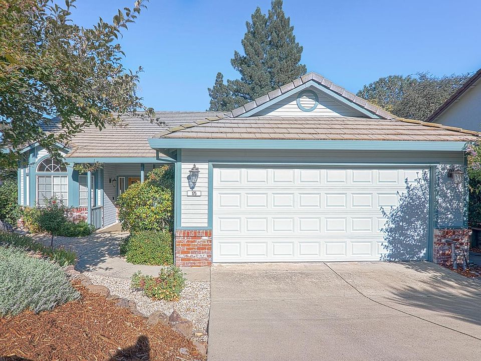1st image of 175 Berry Creek Dr