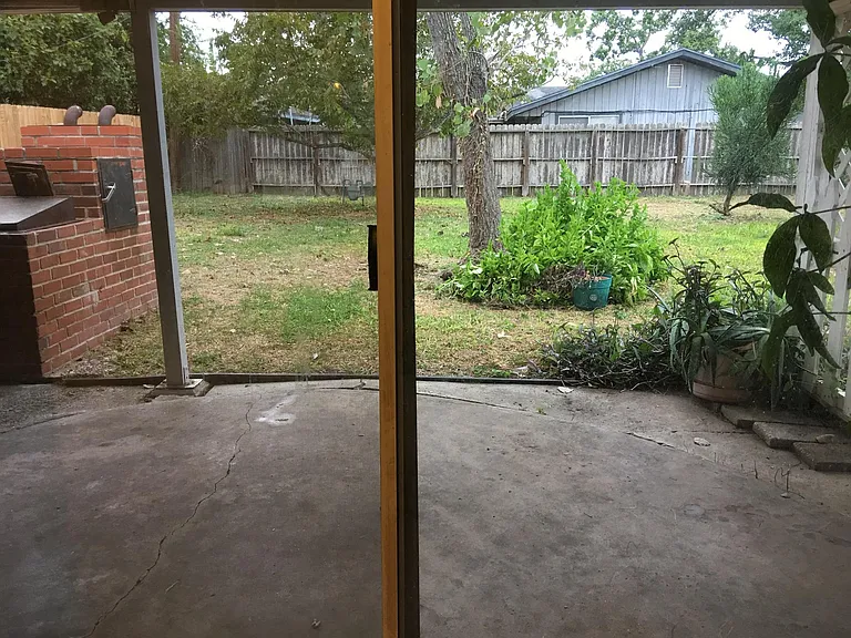 5606 Cain Dr — Photo 3