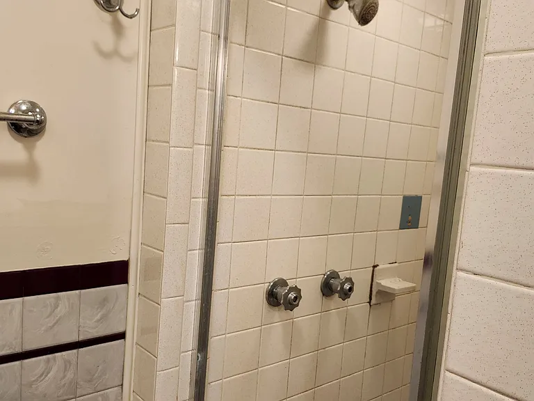 319 W Main St #1 — Photo 9