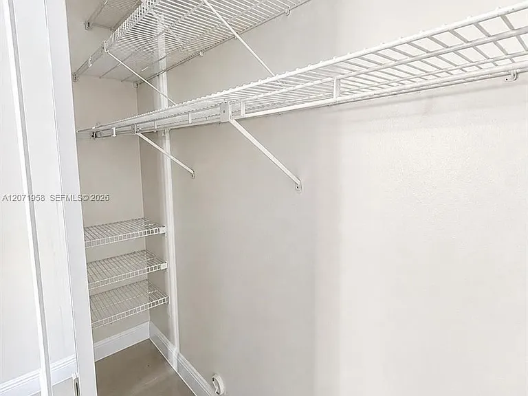 8142 Silver Palm Ct #17 — Photo 27