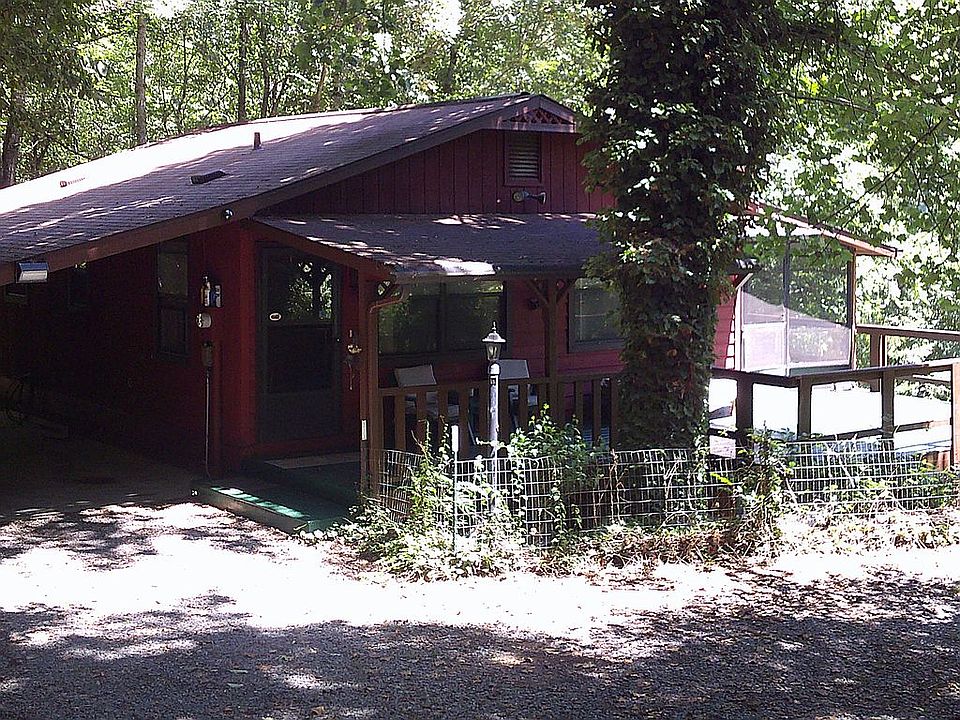 1st image of 158 Mountain Stream Rd