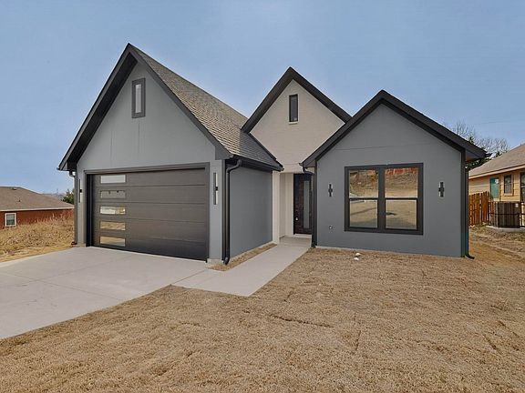 2nd image of 6039 Plum Dale Rd