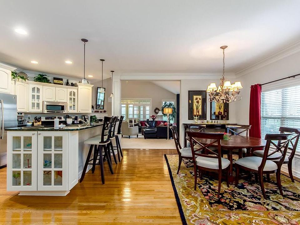 1st image of 6633 Karsten Pl