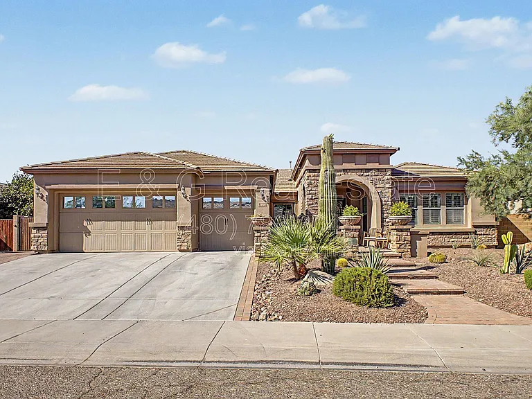 5704 W Bent Tree Dr — Photo 1