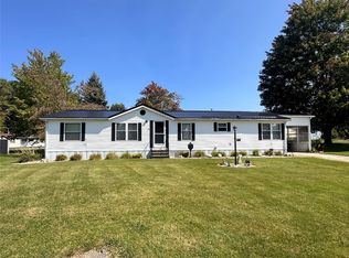 1855 Deerfield Dr, Erie, PA