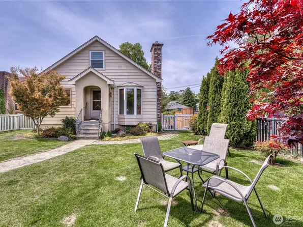 1705 N Wycoff Avenue, Bremerton, WA 98312