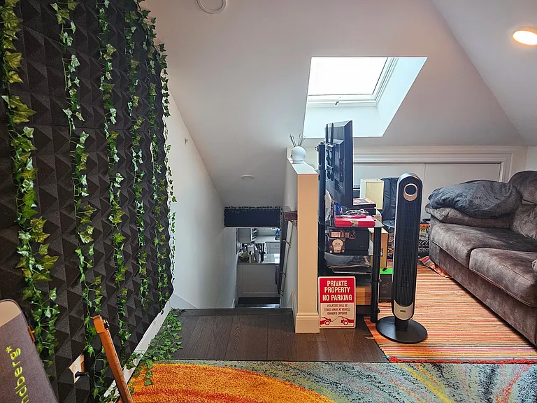 44 W Eagle St #3 — Photo 7