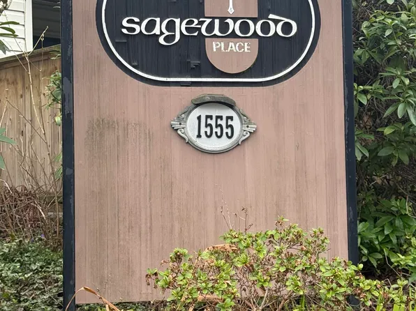 1555 Fir St #103, White Rock, BC V4B 4B6