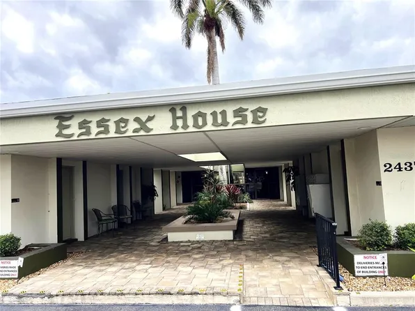 2437 Harbor Blvd APT 213, Port Charlotte, FL 33952