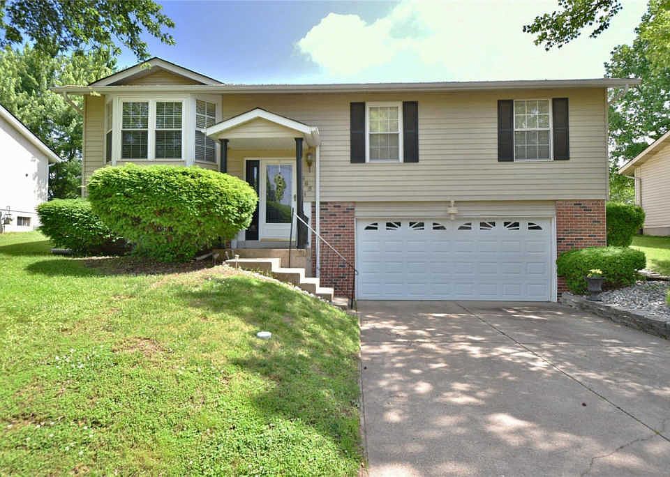 1st image of 565 Queen Ann Dr