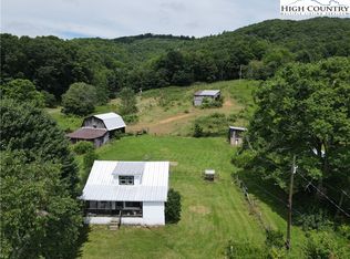 2496 Tucker Rd APT B, Lansing, NC 28643