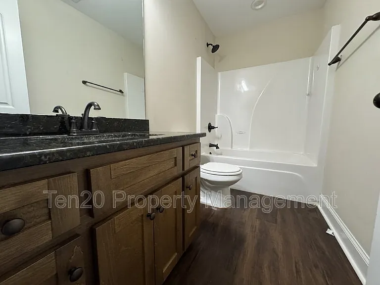 11 Hope St — Photo 21