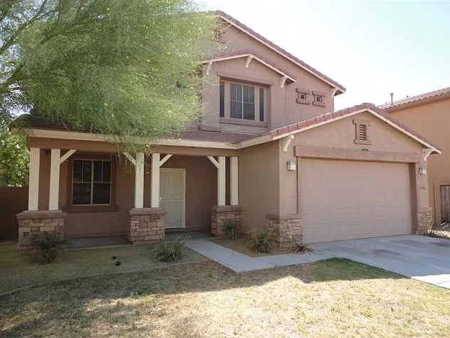 6511 S 72nd Ave