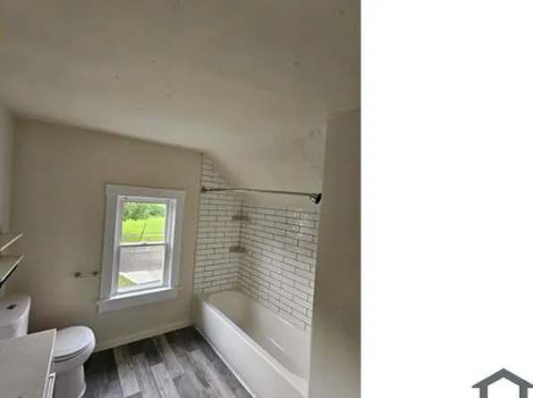 517 East Ave, Akron, OH 44320