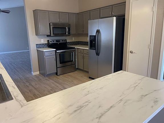 2nd image of 3207 W Via Del Sol Dr
