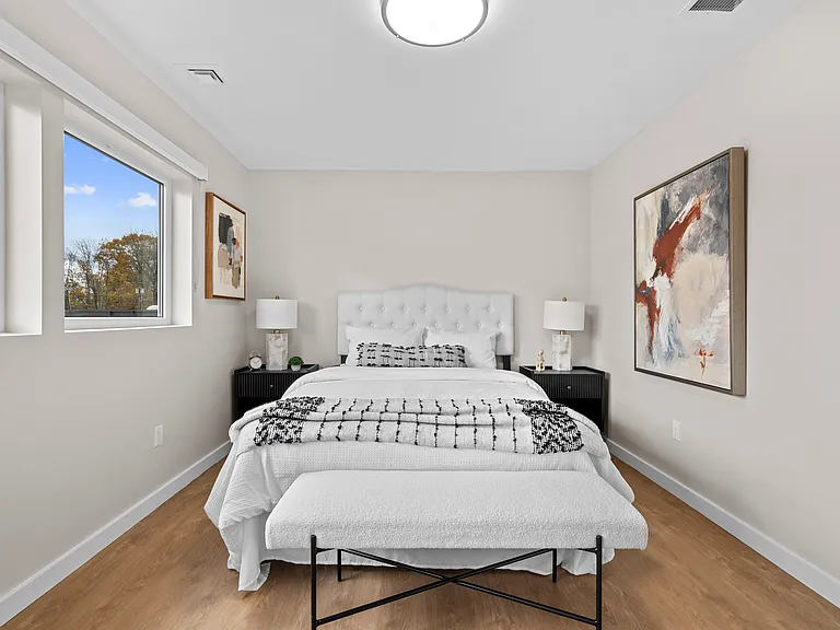 4 Oxford Rd #C1 — Photo 4
