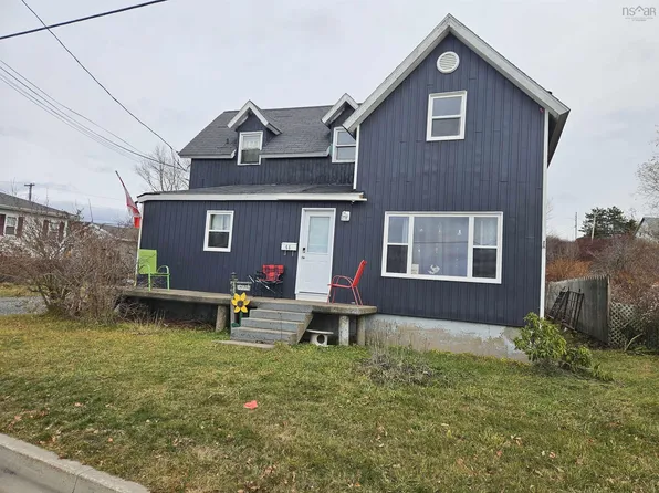66 Macleod St, Sydney, NS B1N 1B3