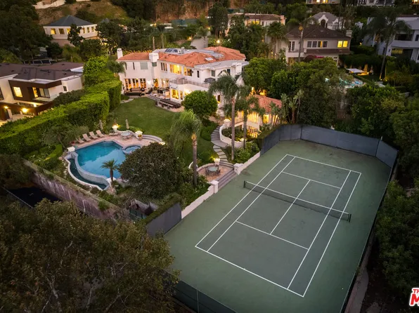 14035 Aubrey Rd, Beverly Hills, CA 90210