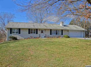 105 Hilltop Rd, Boiling Springs, PA 17007