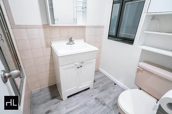 Rented by Highline Residential | media 43